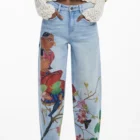 Desigual boyfriend jeans with painted designs Desigual boyfriend jeans with painted designs