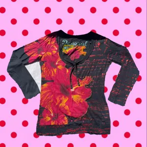 Desigual Pre-Loved Black Long-Sleeve Top with Red Flower, Size M