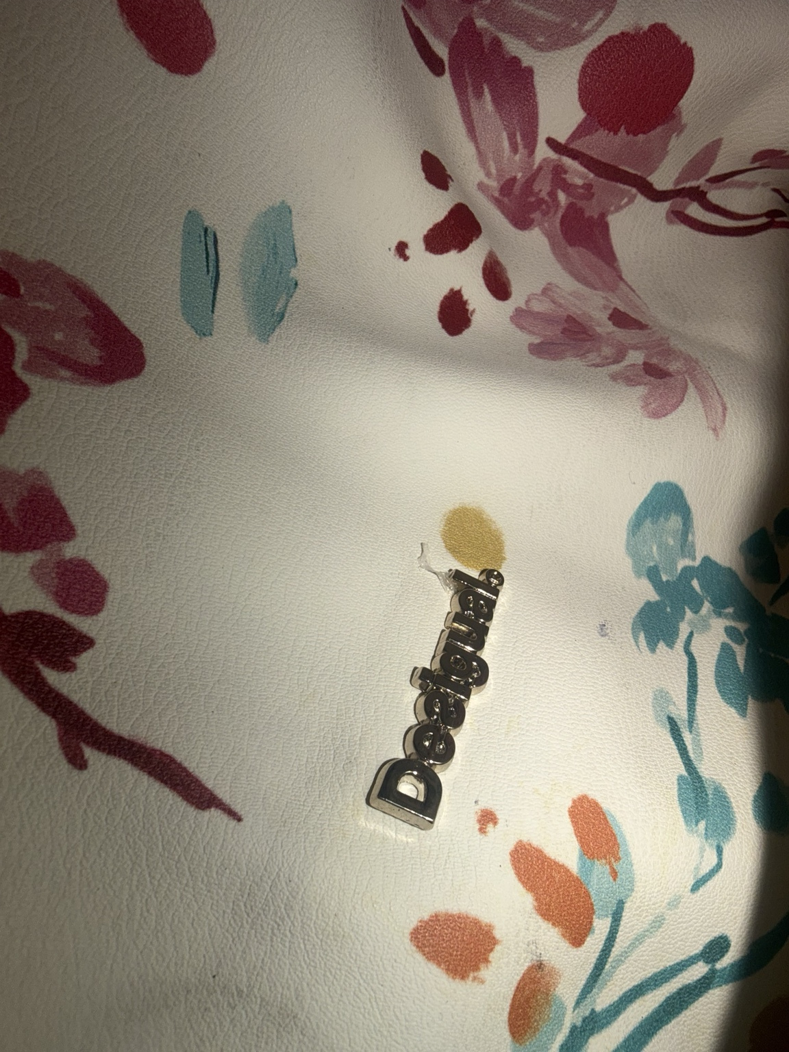Desigual Pre-Loved Reversible Floral Shoulder Bag Desigual Pre-Loved Reversible Floral Shoulder Bag