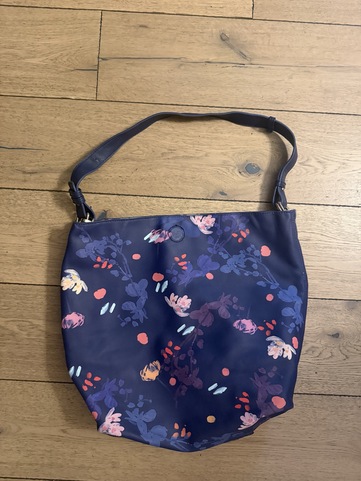 Desigual Pre-Loved Reversible Floral Shoulder Bag Desigual Pre-Loved Reversible Floral Shoulder Bag